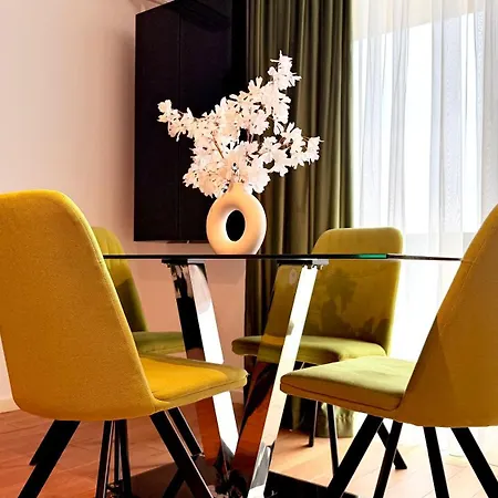 Sky Terrace - Luxury 2br In Aviatiei Apartament Bucureşti