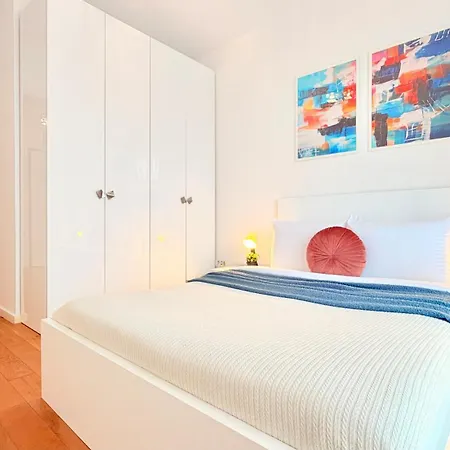 Apartment Sky Terrace - Luxury 2br In Aviatiei