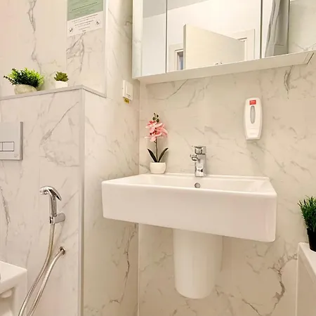 Апартаменты Sky Terrace - Luxury 2br In Aviatiei Бухарест