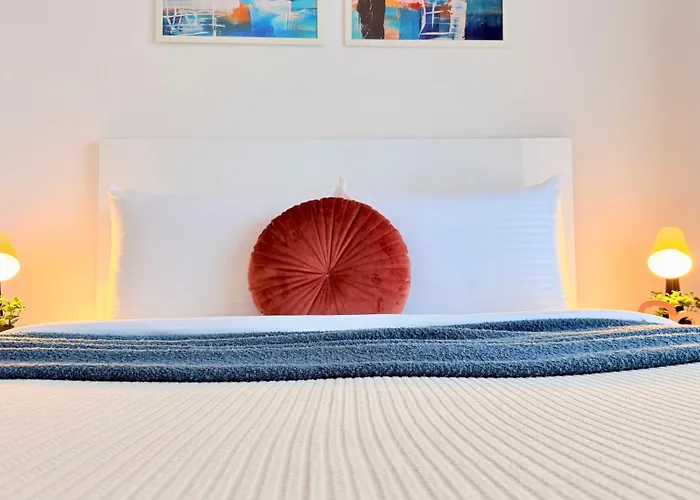 Sky Terrace - Luxury 2br In Aviatiei