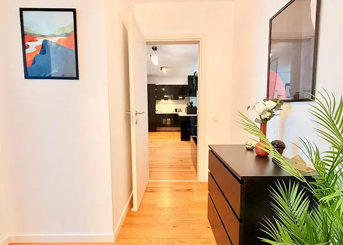 Apartment Sky Terrace - Luxury 2br In Aviatiei Bucharest