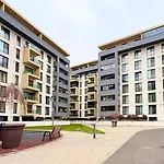 Appartamento Sky Terrace - Luxury 2br In Aviatiei Bucarest