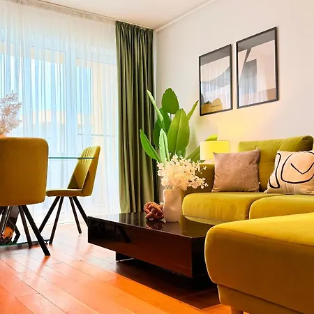 Appartement Sky Terrace - Luxury 2br In Aviatiei Bucarest
