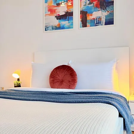 Apartment Sky Terrace - Luxury 2br In Aviatiei