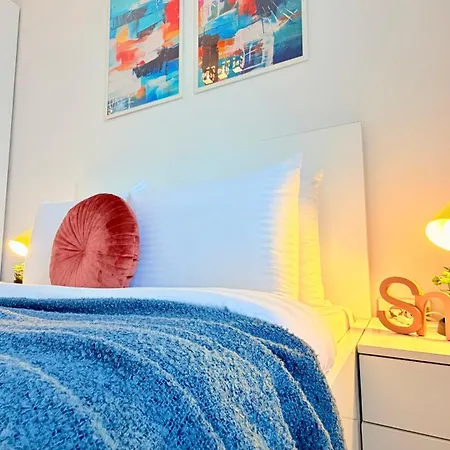 Sky Terrace - Luxury 2br In Aviatiei דירה *