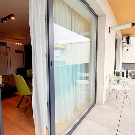 Sky Terrace - Luxury 2br In Aviatiei דירה *